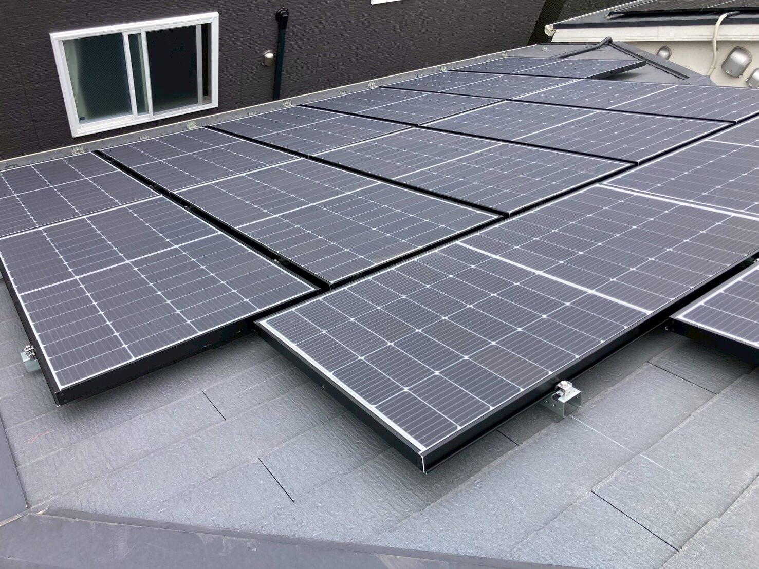 東京都中野区H様　長州産業6.002kW太陽光243W、120W、238W+長州産業スマートマルチ12.7kWh蓄電池設置工事