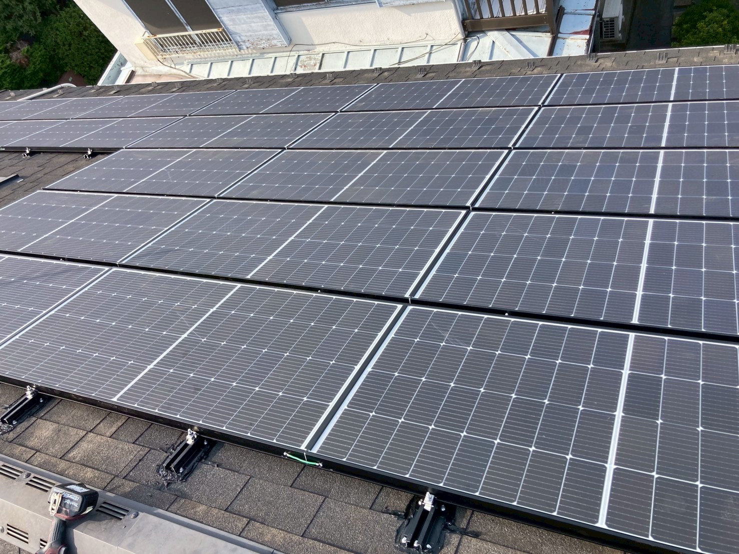 東京都調布市I様　長州産業6.09ｋW太陽光243W、120W、238W+長州産業スマートマルチ16.4ｋWh（全負荷型）蓄電池設置工事
