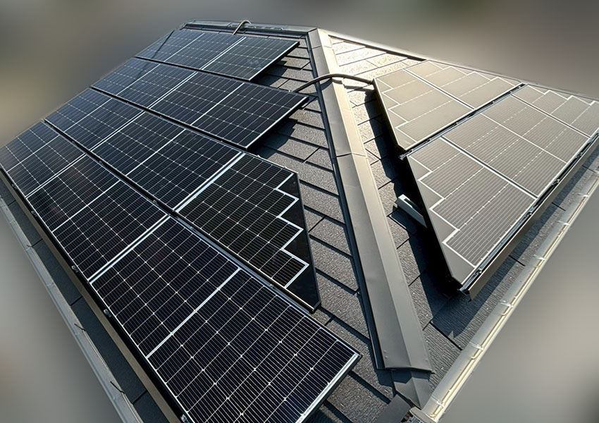 【東京都足立区K様】<br>長州産業4.46kW太陽光発電+長州産業スマートマルチ12.7Kwh（全負荷型）蓄電池設置工事