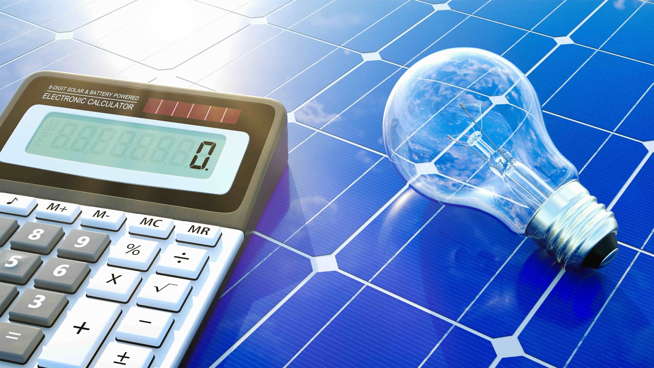 太陽光発電・蓄電池の寿命は何年？交換時期の目安を解説！